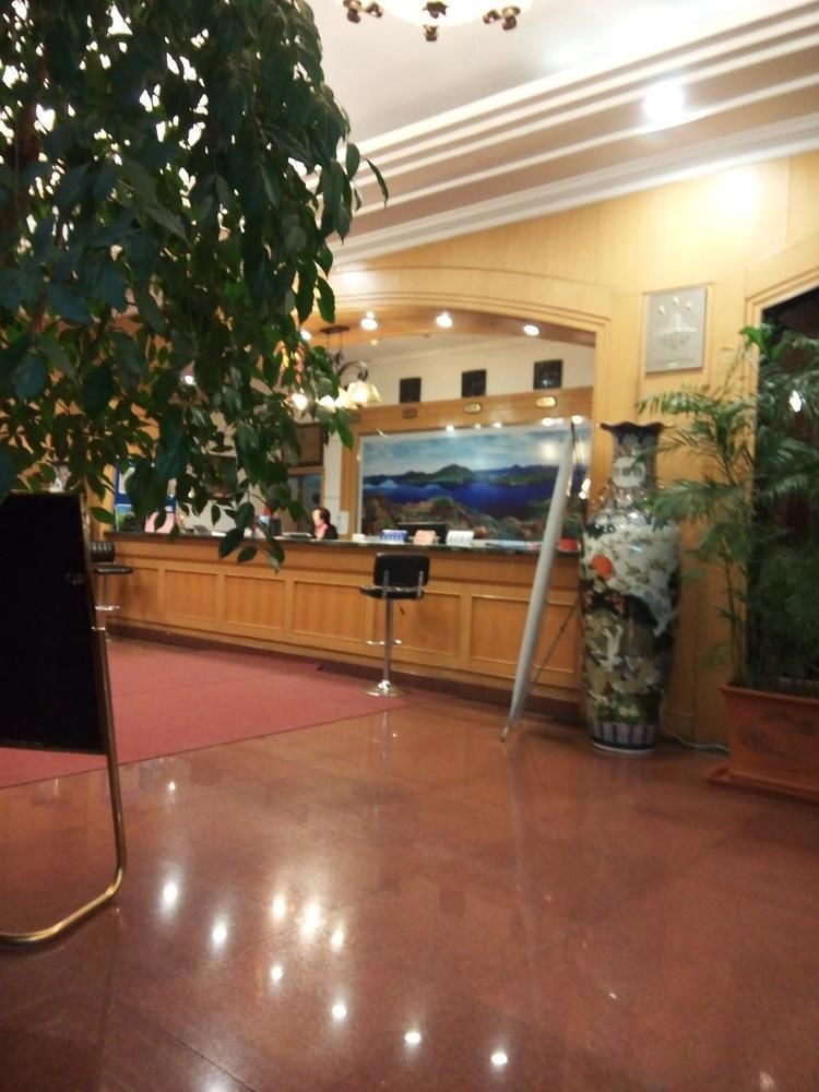 Lin Yuan Hotel Harbin Exterior photo